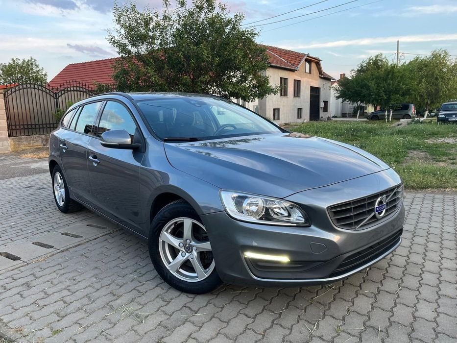 Volvo V60 Oferta Valabila pana in data de 27/06 PRET FIX