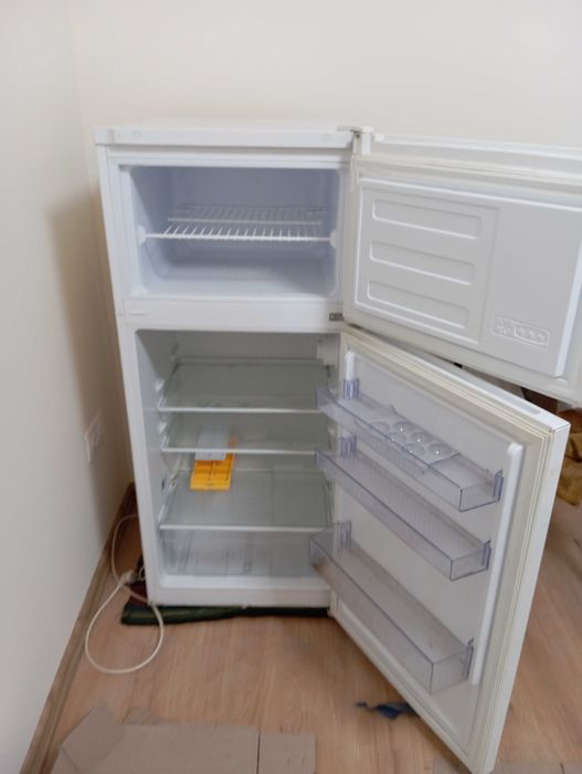 Хладилник "Беко"