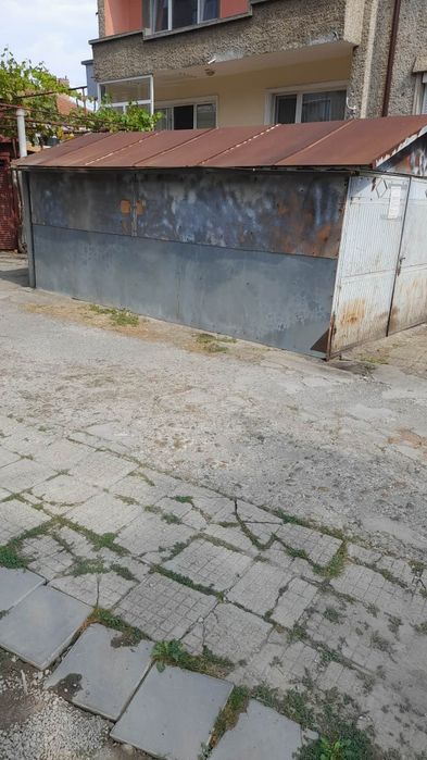 Метален гараж ламаринен