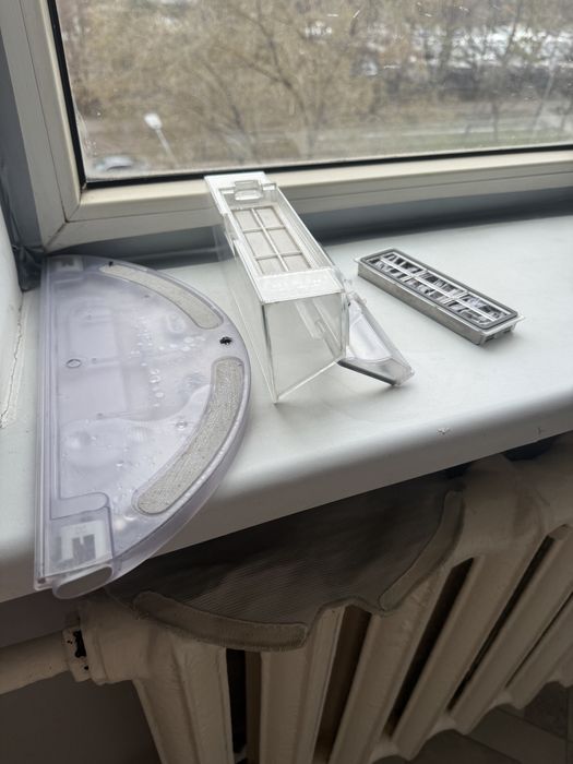 Продается робот-пылесос Xiaomi Mi Robot Vacuum-Mop 2