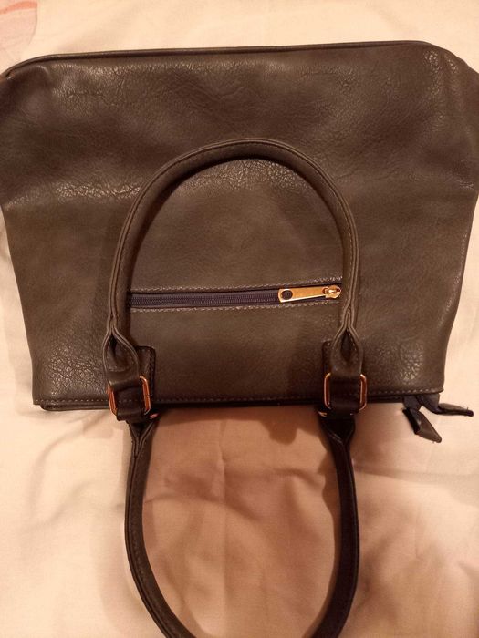 Дамска чанта - нова