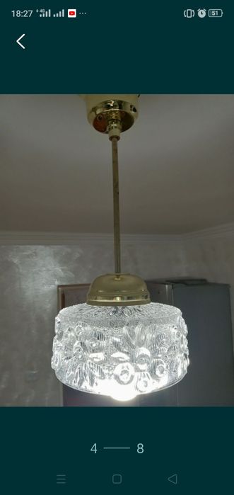 Люстра хрустальная.