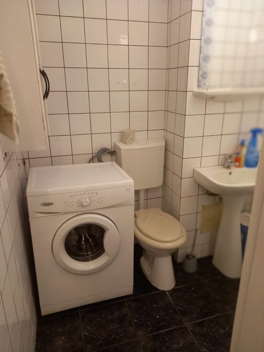 De închiriat apartament cu o camera
