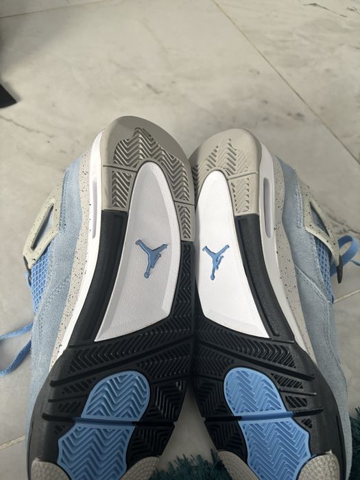 Jordan 4 University Blue – mărimea 42 Nou