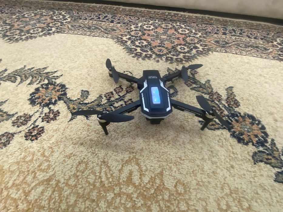 Дрон новый не плохой