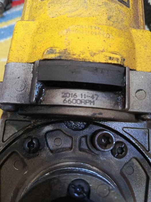 Продам Болгарку DeWalt. DWE 4559Qs