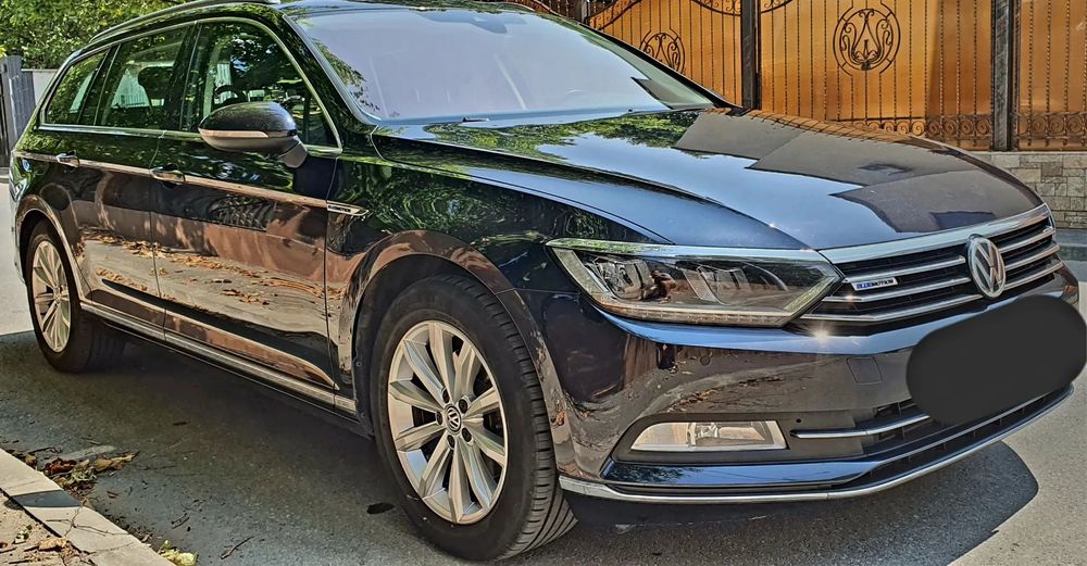 Volkswagen Passat ALCANTARA, Km reali, CÂRLIG electric, FULL LED,ACC, BlueMotion, B8 DSG