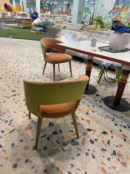 Кресла для ресторана и кафе