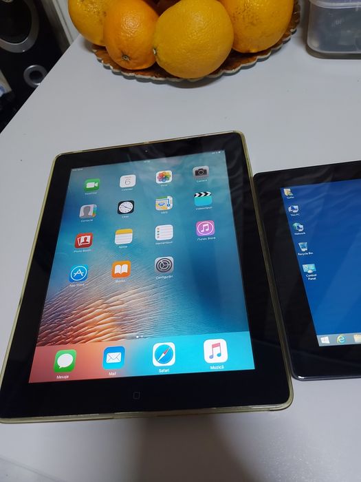 Tableta Surface Windows  si  I'Pad...