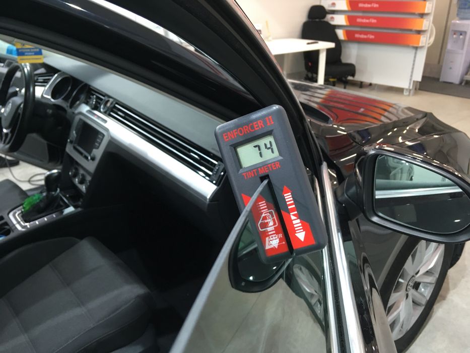 Montaj folie auto llumar de la 300lei