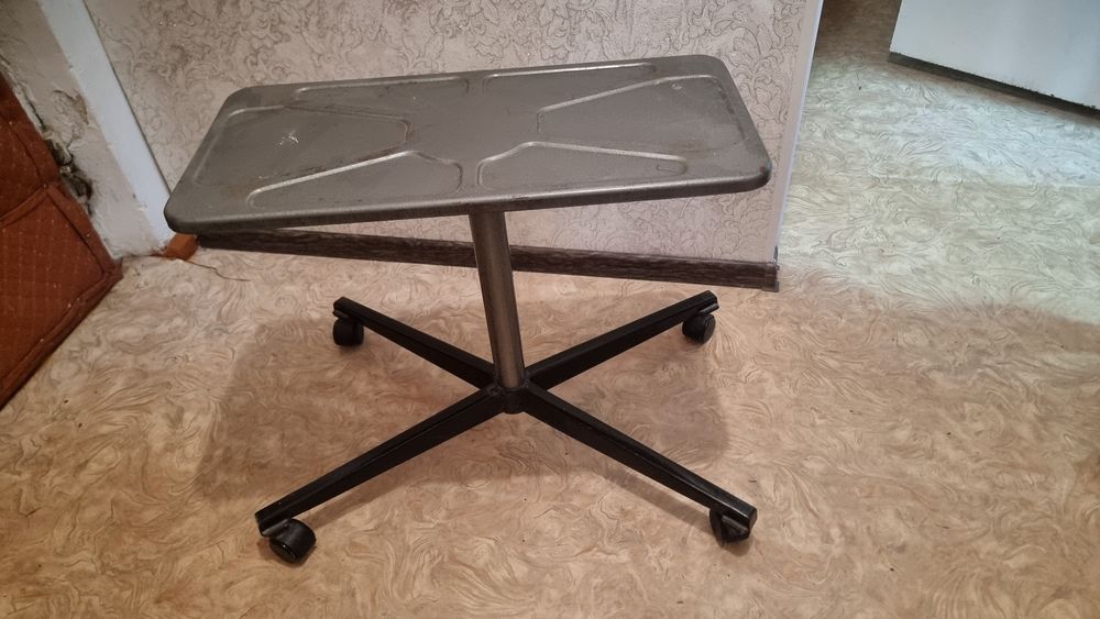 Тумба подставка под телевизор