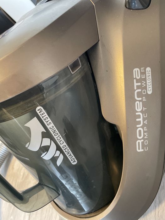 Прахосмукачка Rowenta compact power cyclonic