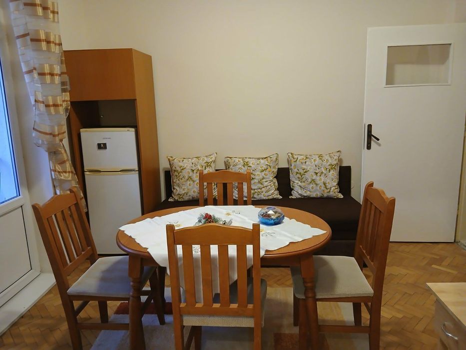 Дава се под наем Тристаен апартамент в София, Център - 75 кв.м за 847.62 € - Снимка #5
