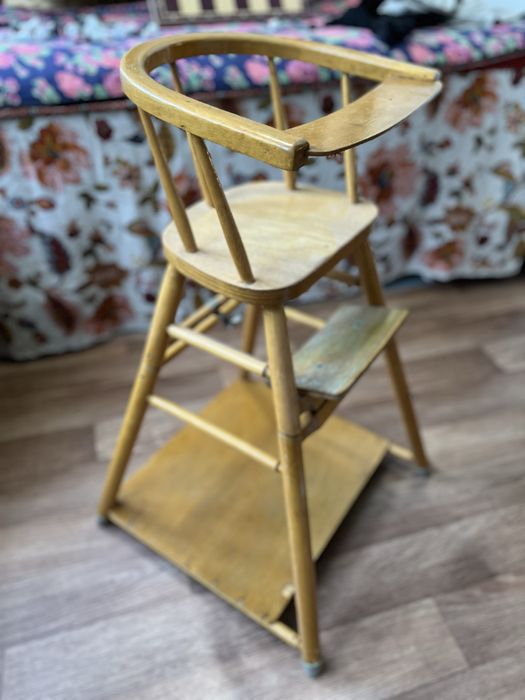 Детский стул для кормления