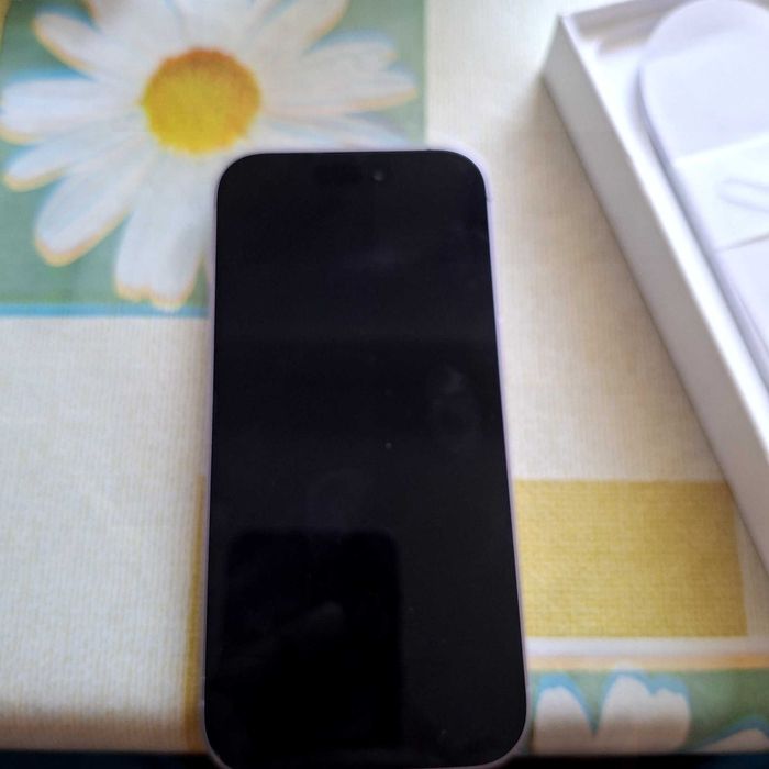 Vand iphone 17 , 256 g