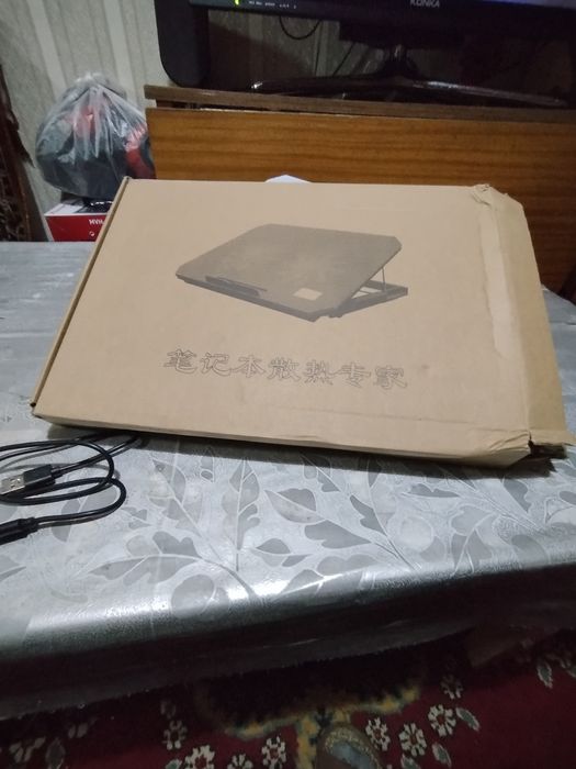 Подставка охлаждения ноутбука