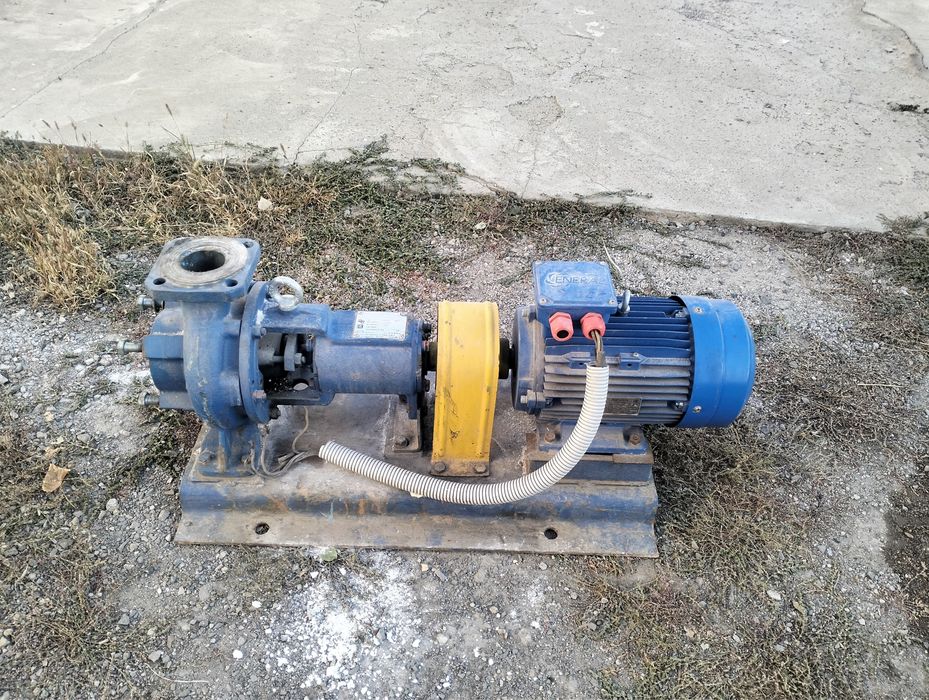 Насос водянои новый