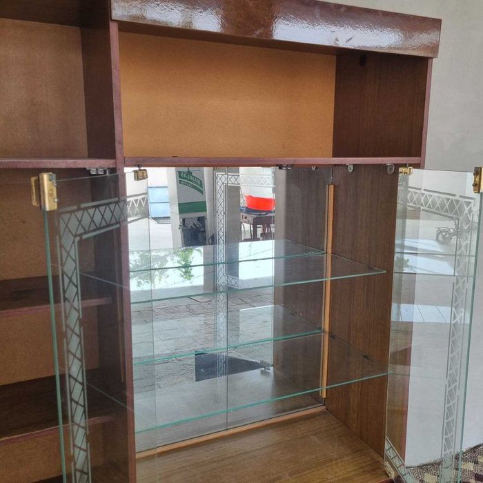 Продаётся Сервант не дорого