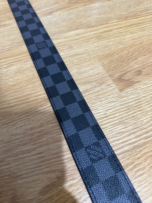 Vand curea Louis Vuitton