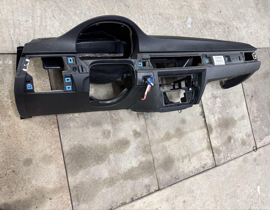 Арматурно табло за БМВ е90 е91