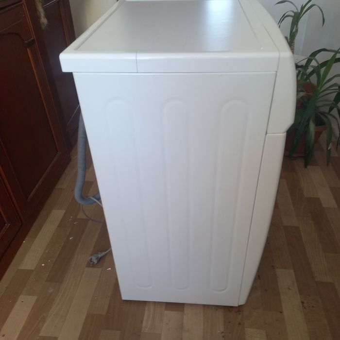 Продам стиральную машинку Samsung.