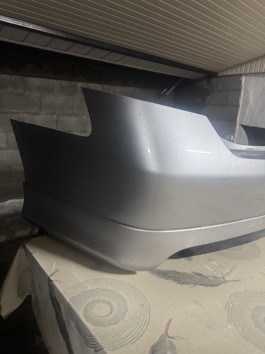 Задний бампер Камри 40