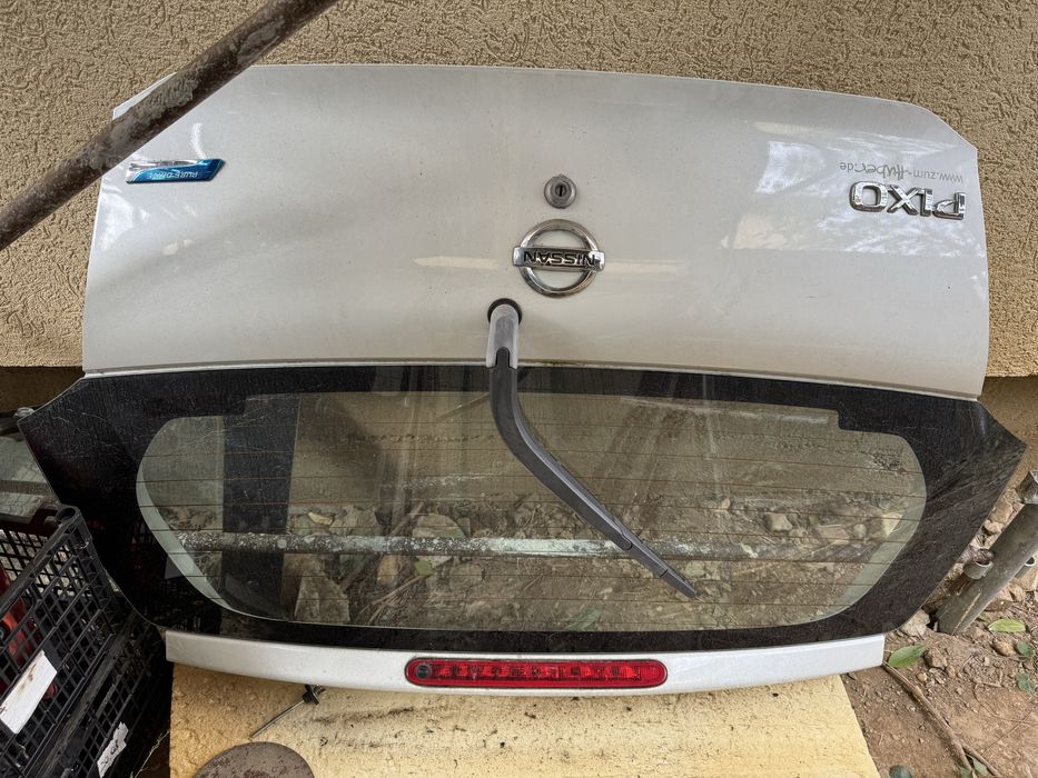 Vand piese Nissan Pixo/ Suzuki Alto