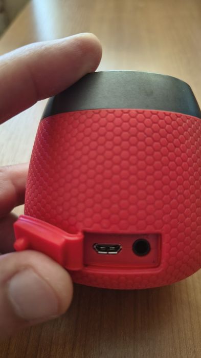 Jam boxa bluetooth impecabilã