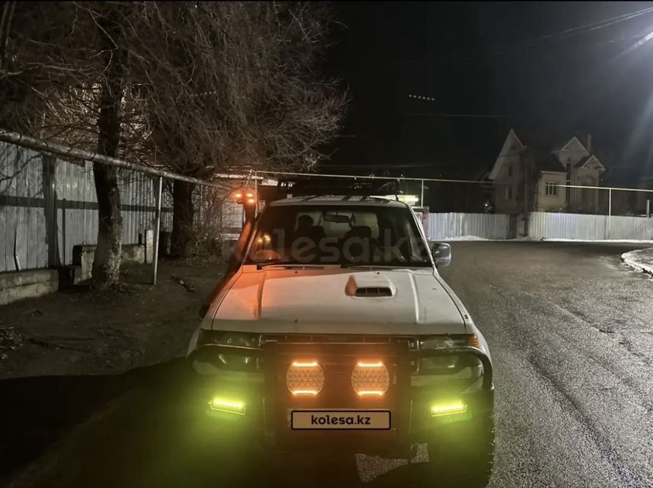 Mitsubishi Pajero, 1994