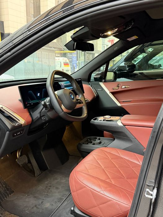 BMW IX xDrive 50