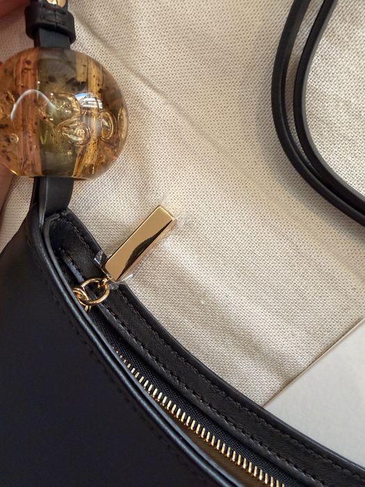 JACQUEMUS Le Bisou Perle leather shoulder bag  Оригинална Чанта