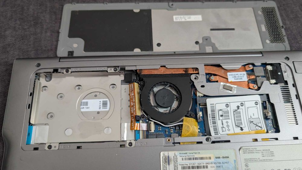 Laptop Samsung NP530U3B