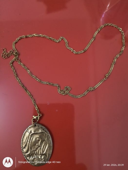 Vand medalion Fecioară Maria
