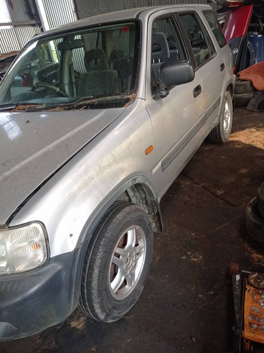 Honda CRV 2.0i 147 kc 2000 г