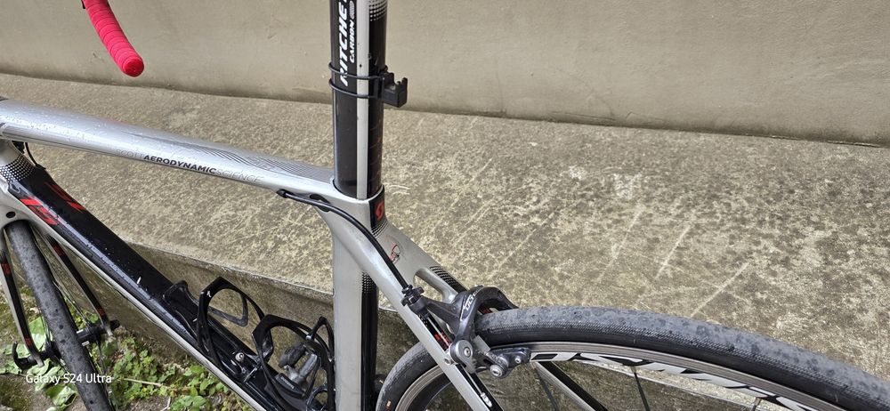 шосеен карбонов велосипед Scott foil 2x10 di2 Shimano ultegra