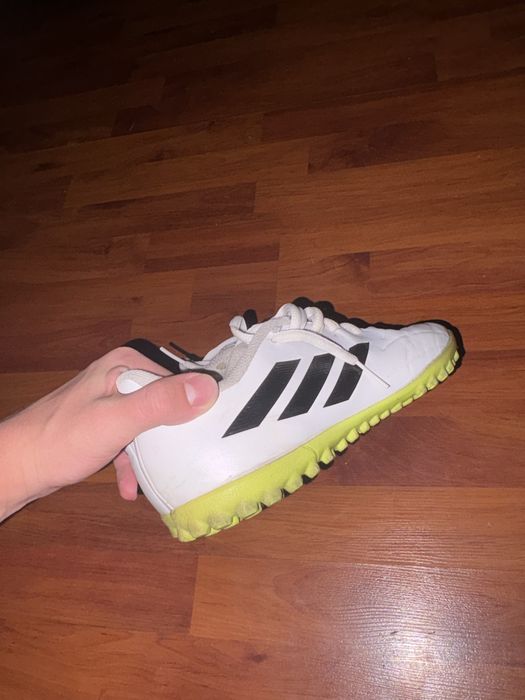 Продам сороконожки Adidas copa