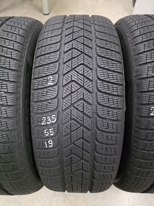235/55/19 101H XL 4бр.PIRELLI WINTER-RUN FLAT-Неразличими от НОВИ-MOE