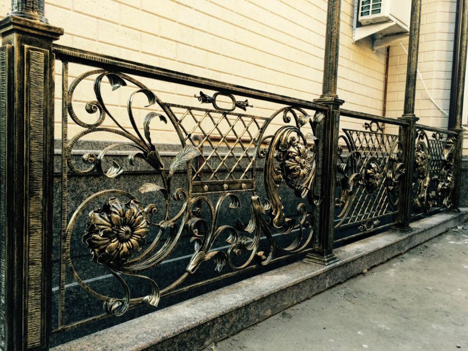 Решётки, ограды , варота, двери, навесы, козырьки, мебель.