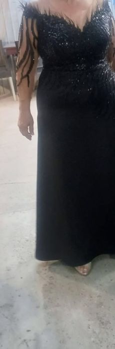 Vând rochie superbă