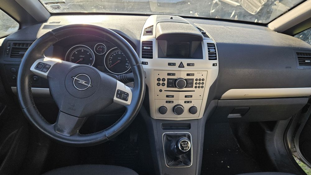 Opel Zafira B - 2008г.- 1.9 cdti - 120ps.на части