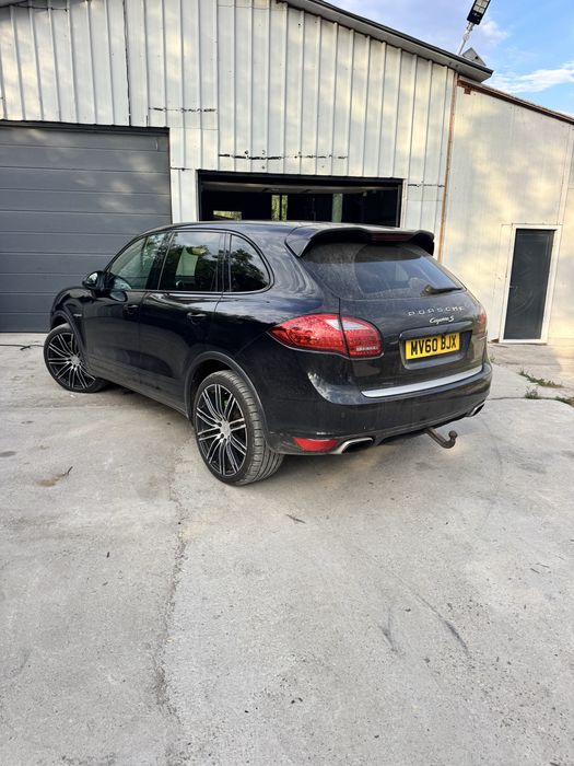 Dezmembrez Porsche cayenne 3.0 S e-hybrid