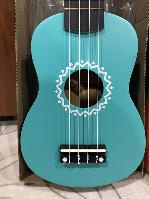 Продам укулеле абсолютно новый