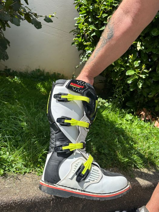 Ботуши за матокрас