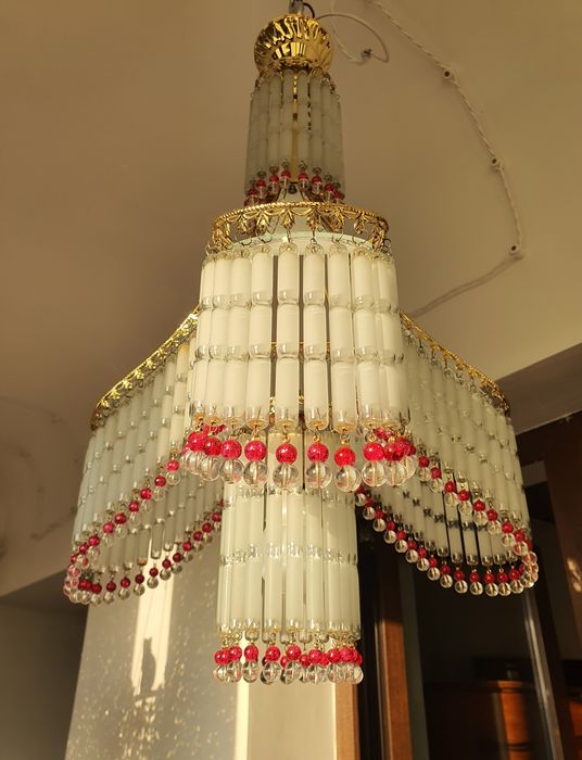 Прекрасные Люстры на одну лампочку