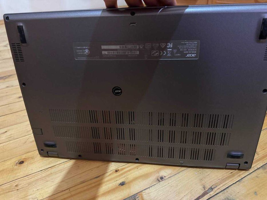 Acer Aspire 5 A515-57G — i7-1255U