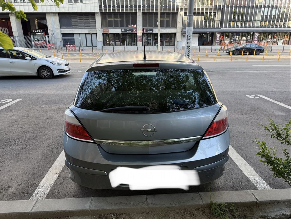 Opel Astra H 1.6 benzina 2004