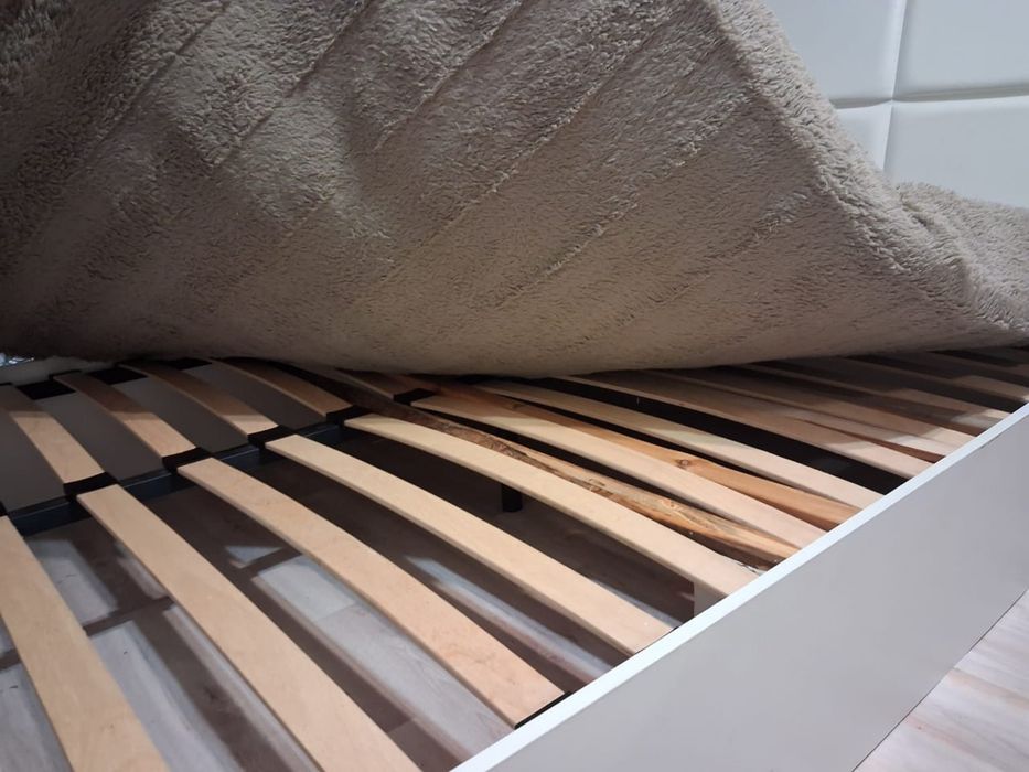 Кровать двухспальная