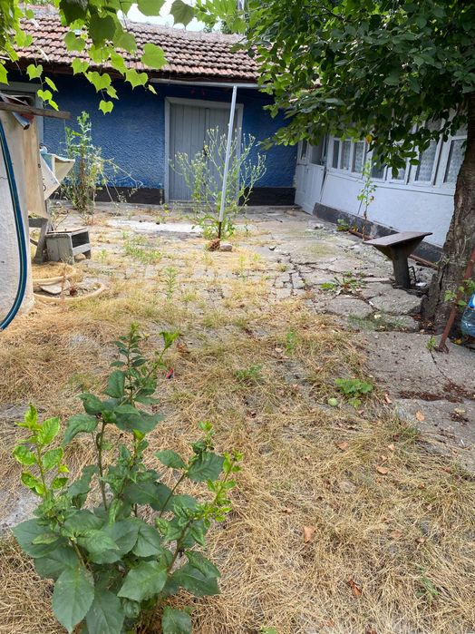 Vând casă batraneasca