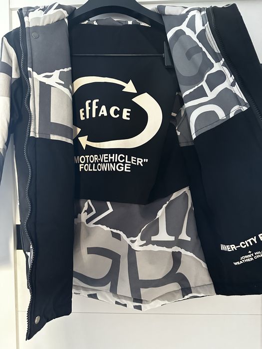 Продам куртку на мальчика