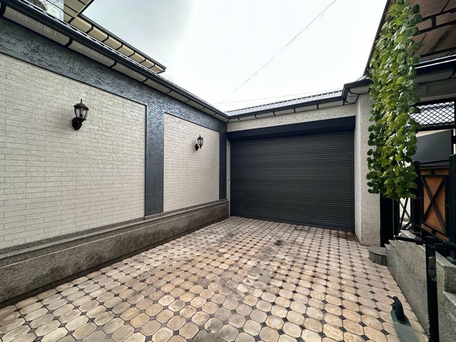 2 қаватли  коттедж сотилади